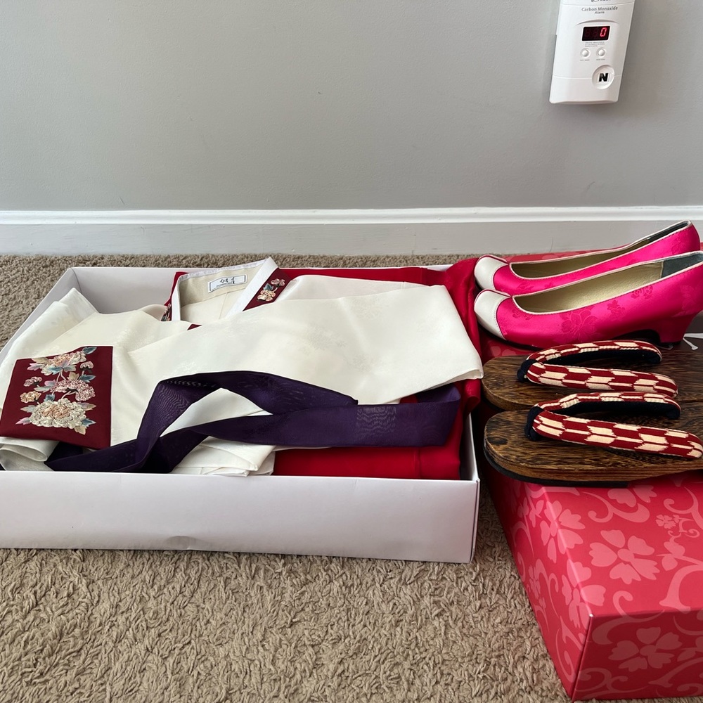 Traditional Korean Dress set, size S